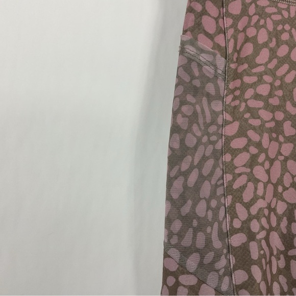 Peloton X WITH Leopard Ombre Leggings Size Medium - Picture 3 of 9